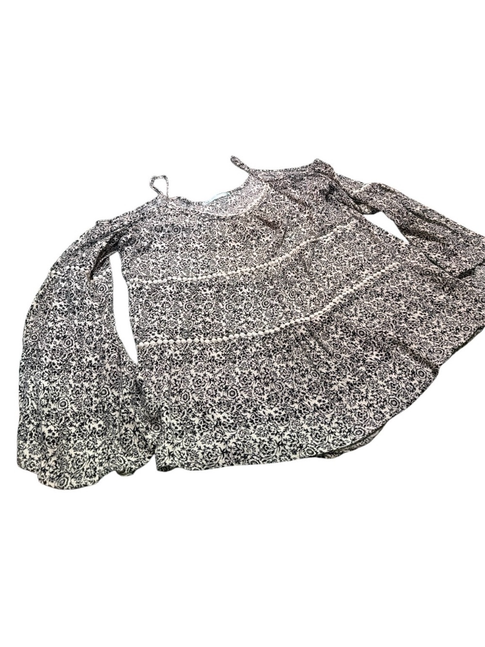 Maurices Cold Shoulder Floral Peasant Blouse Size Large Boho Adjustable Straps - Picture 2 of 6